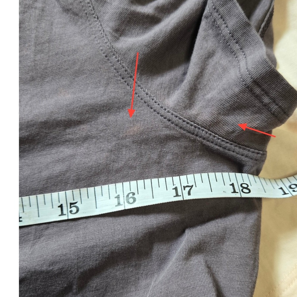 Lululemon Women's Short Sleeve Tee Bundle 4 Piece Crewneck V Neck Neutral Colors - Picture 8 of 8